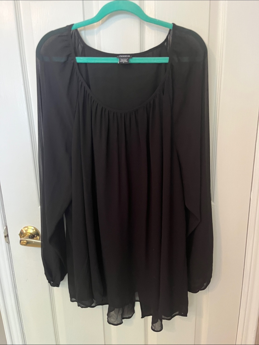 torrid Black Sheer Long-Sleeve Scoop-Neck Tunic